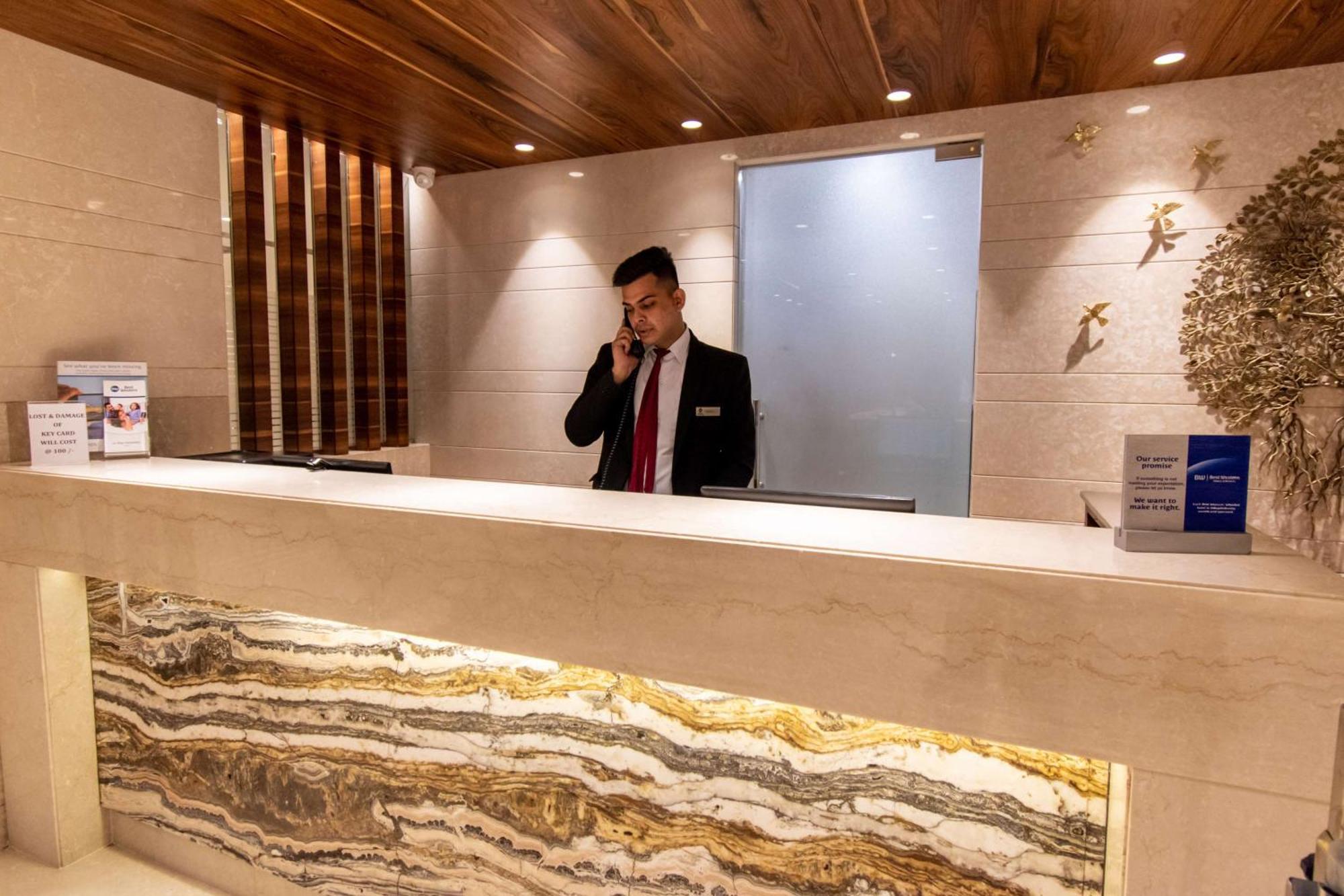 Best Western La Vista Pathānkot Dış mekan fotoğraf