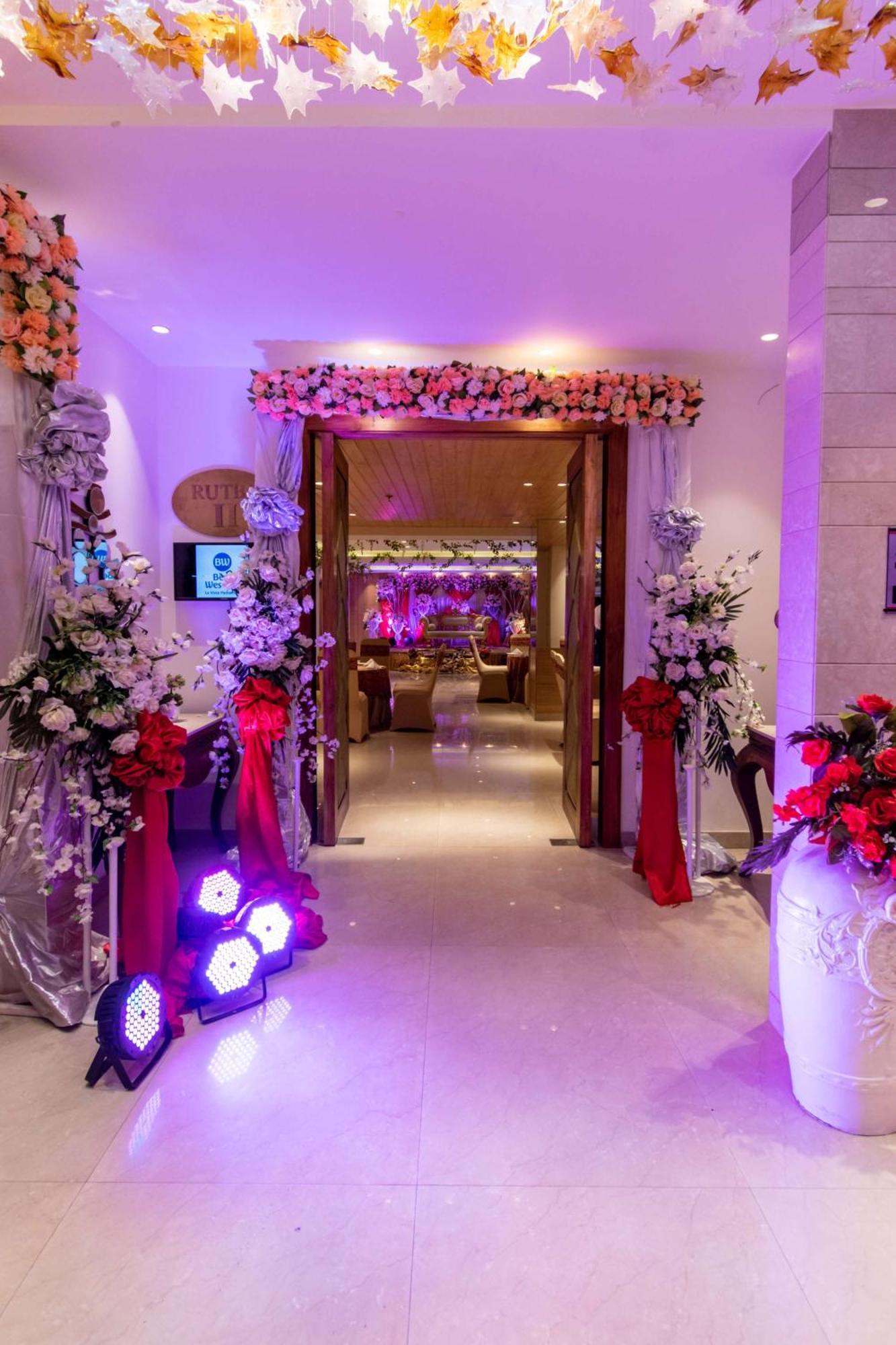Best Western La Vista Pathānkot Dış mekan fotoğraf
