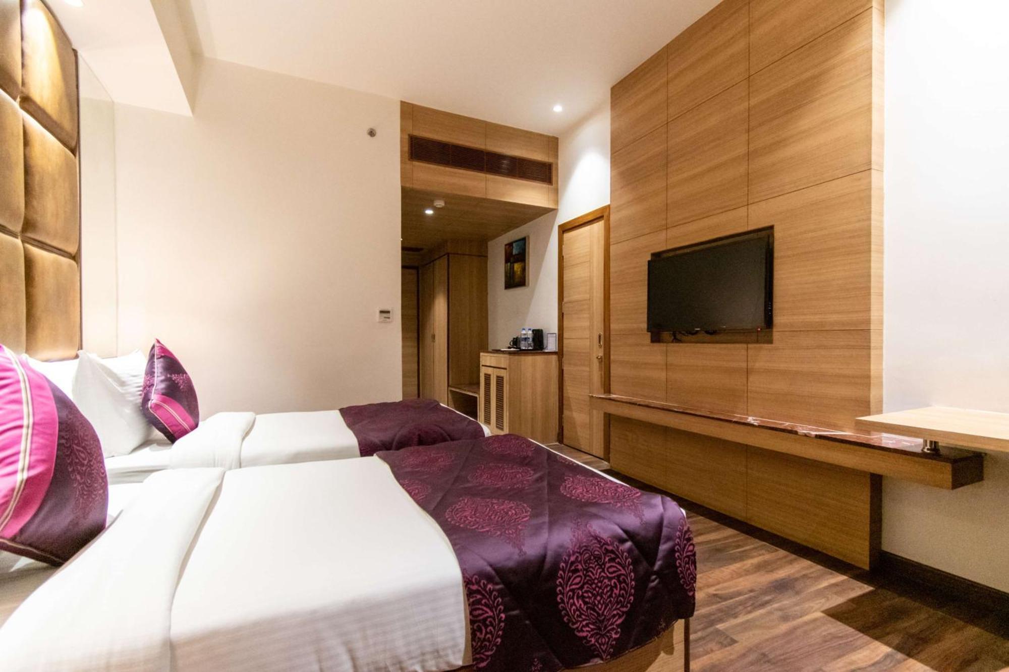 Best Western La Vista Pathānkot Dış mekan fotoğraf