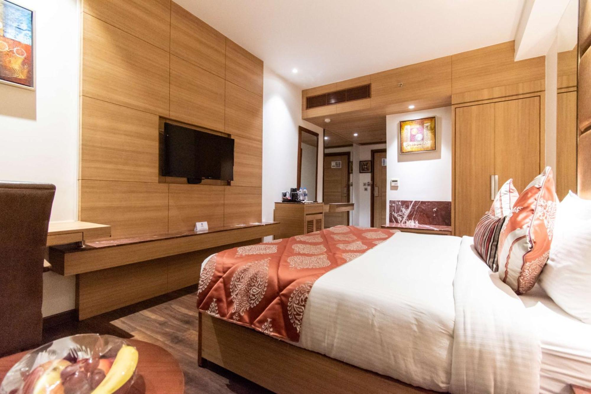 Best Western La Vista Pathānkot Dış mekan fotoğraf