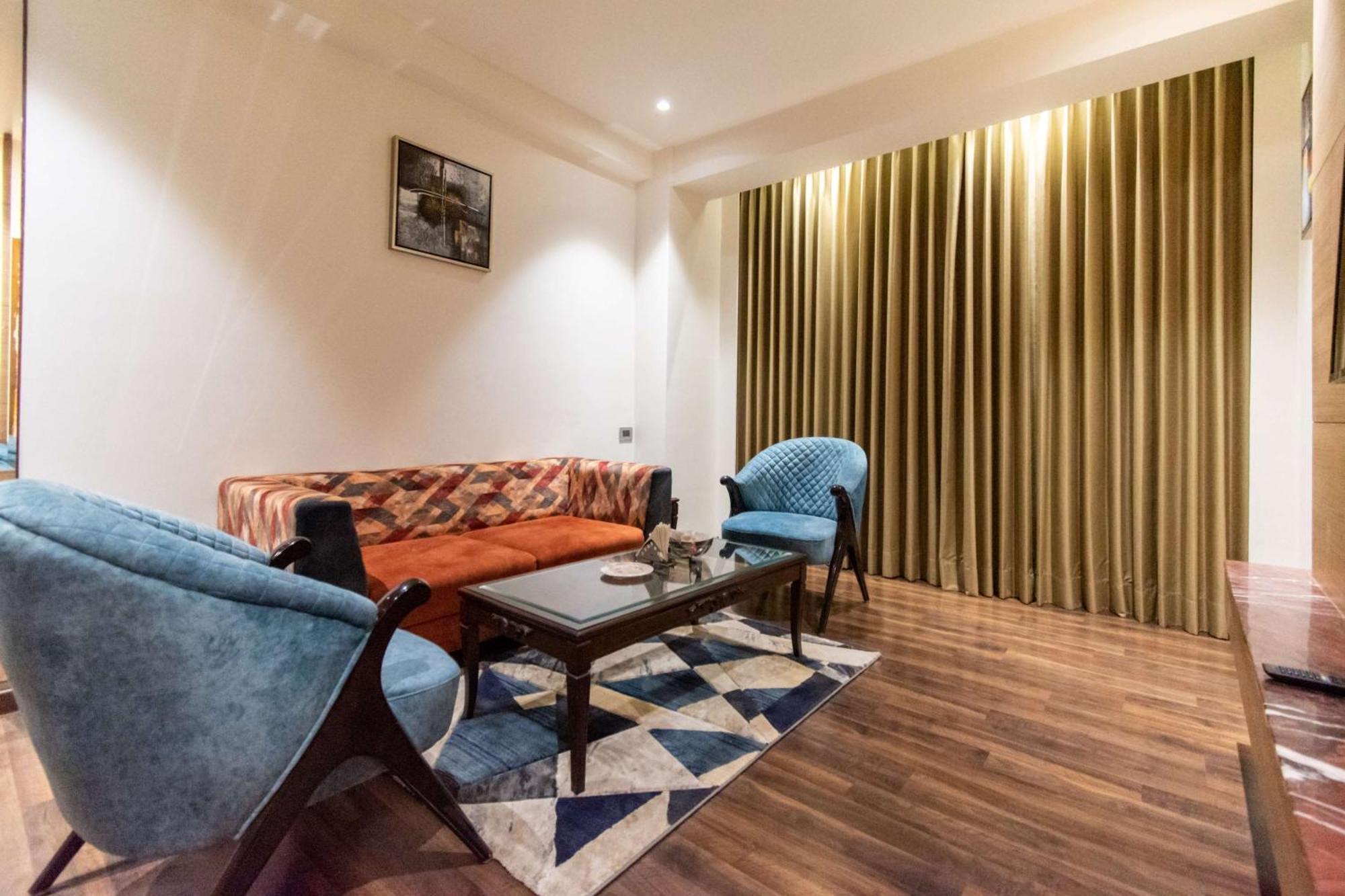 Best Western La Vista Pathānkot Dış mekan fotoğraf
